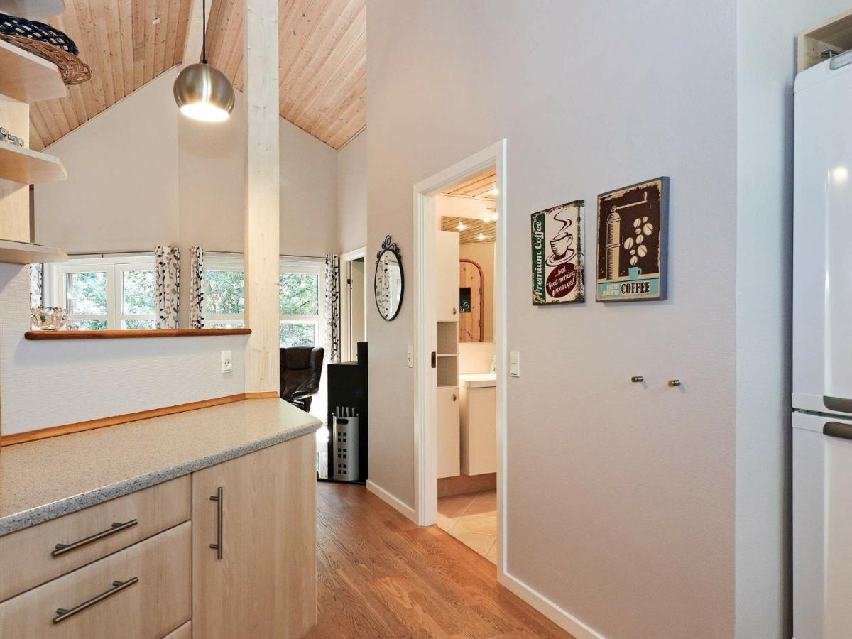 6 Person Holiday Home In Hadsund Odde Habitación foto